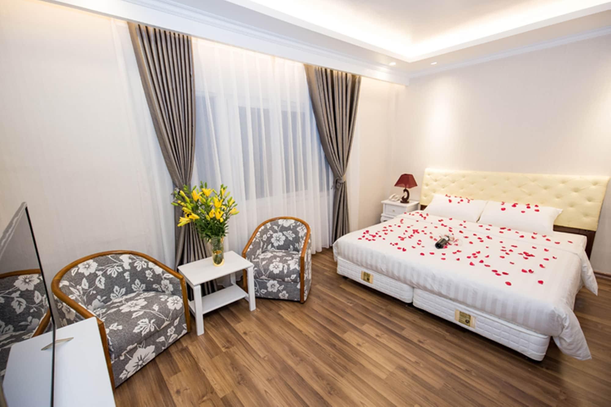 Little Hanoi Deluxe Hotel מראה חיצוני תמונה