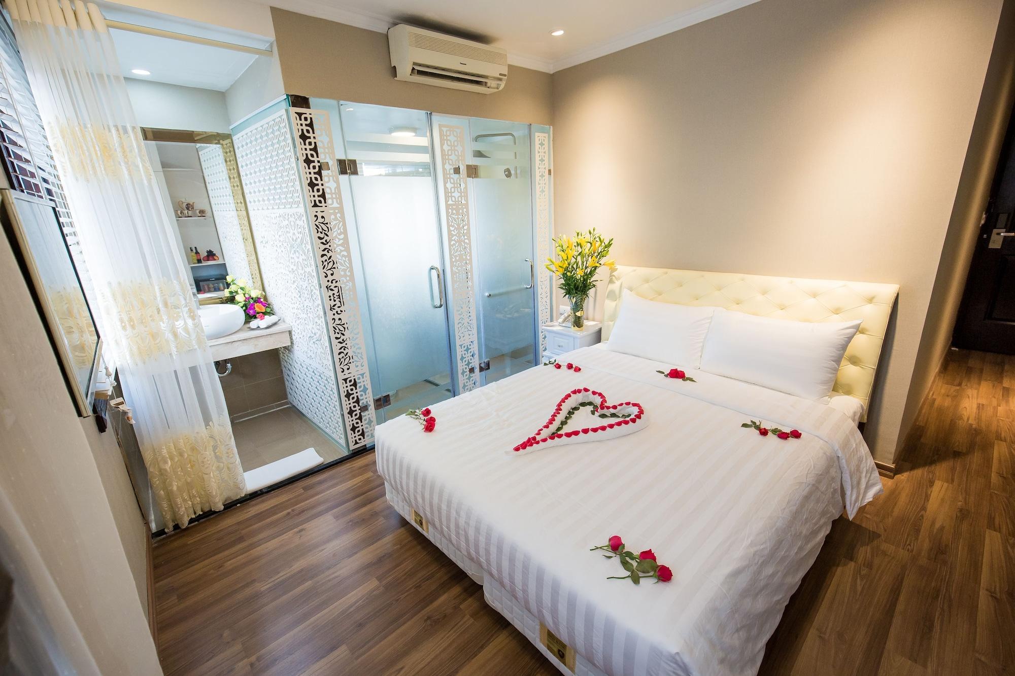 Little Hanoi Deluxe Hotel מראה חיצוני תמונה