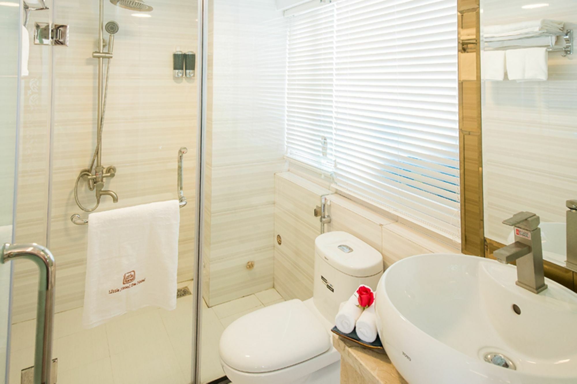 Little Hanoi Deluxe Hotel מראה חיצוני תמונה