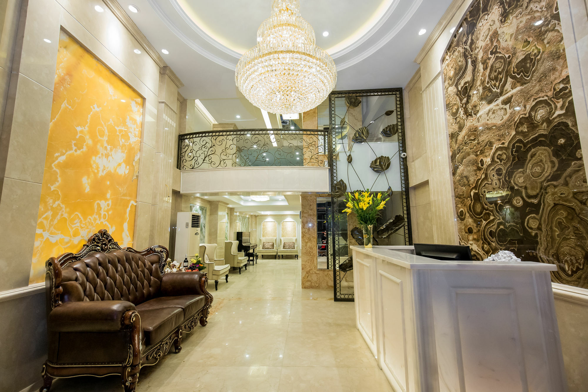 Little Hanoi Deluxe Hotel מראה חיצוני תמונה