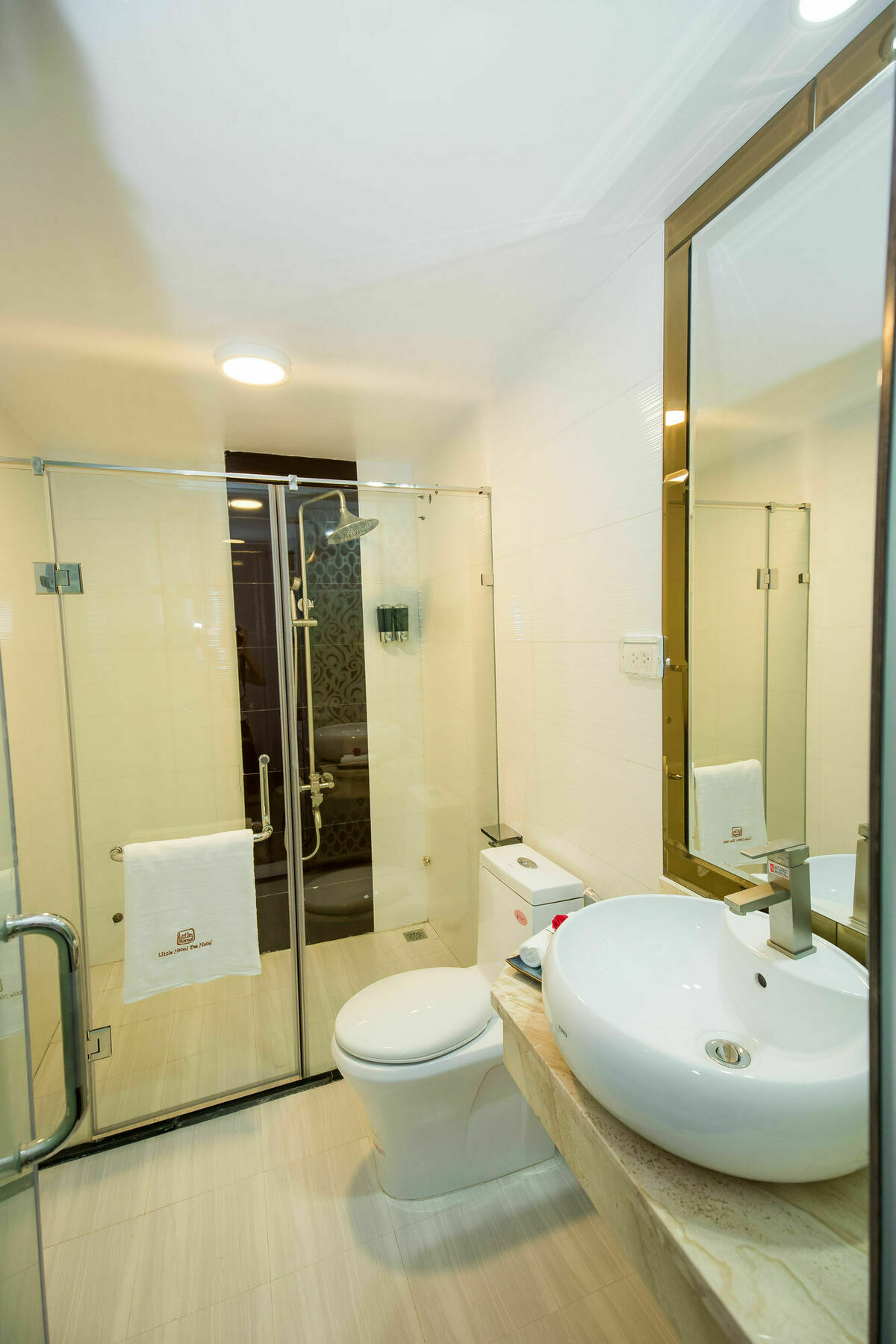 Little Hanoi Deluxe Hotel מראה חיצוני תמונה